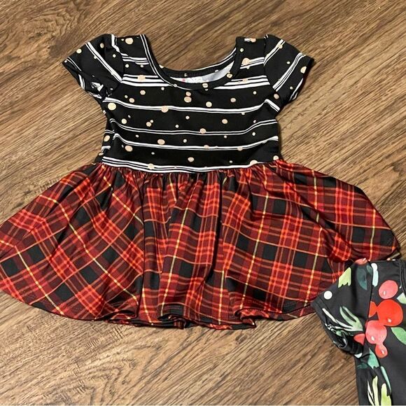 Dot Dot Smile 2 Twirl Holiday Dresses Red White Green Black Size 6-12 Months - Picture 4 of 10